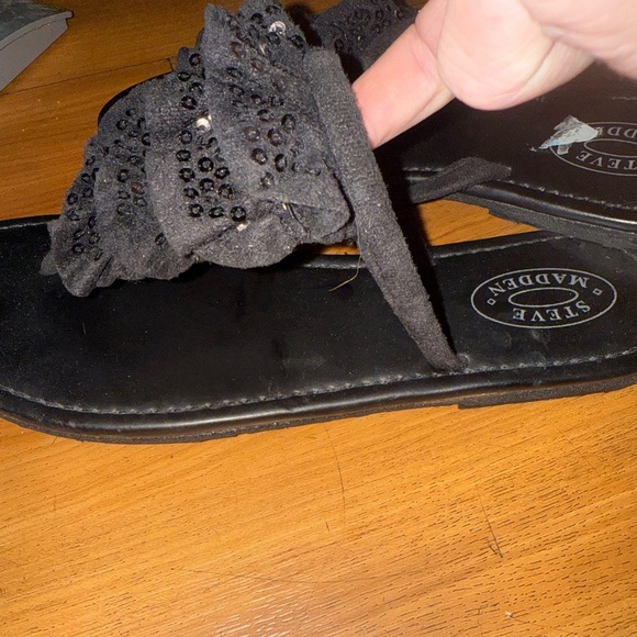 Steve Madden Black Lola fabric Ruffle Embellished Sequin Thong Sandal". 7-8 - Picture 6 of 8